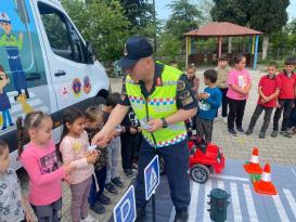 BALIKESİR İL JANDARMA DAN KEPSUT VE HAVRAN DA MOBİL TRAFİK EĞİTİMİ