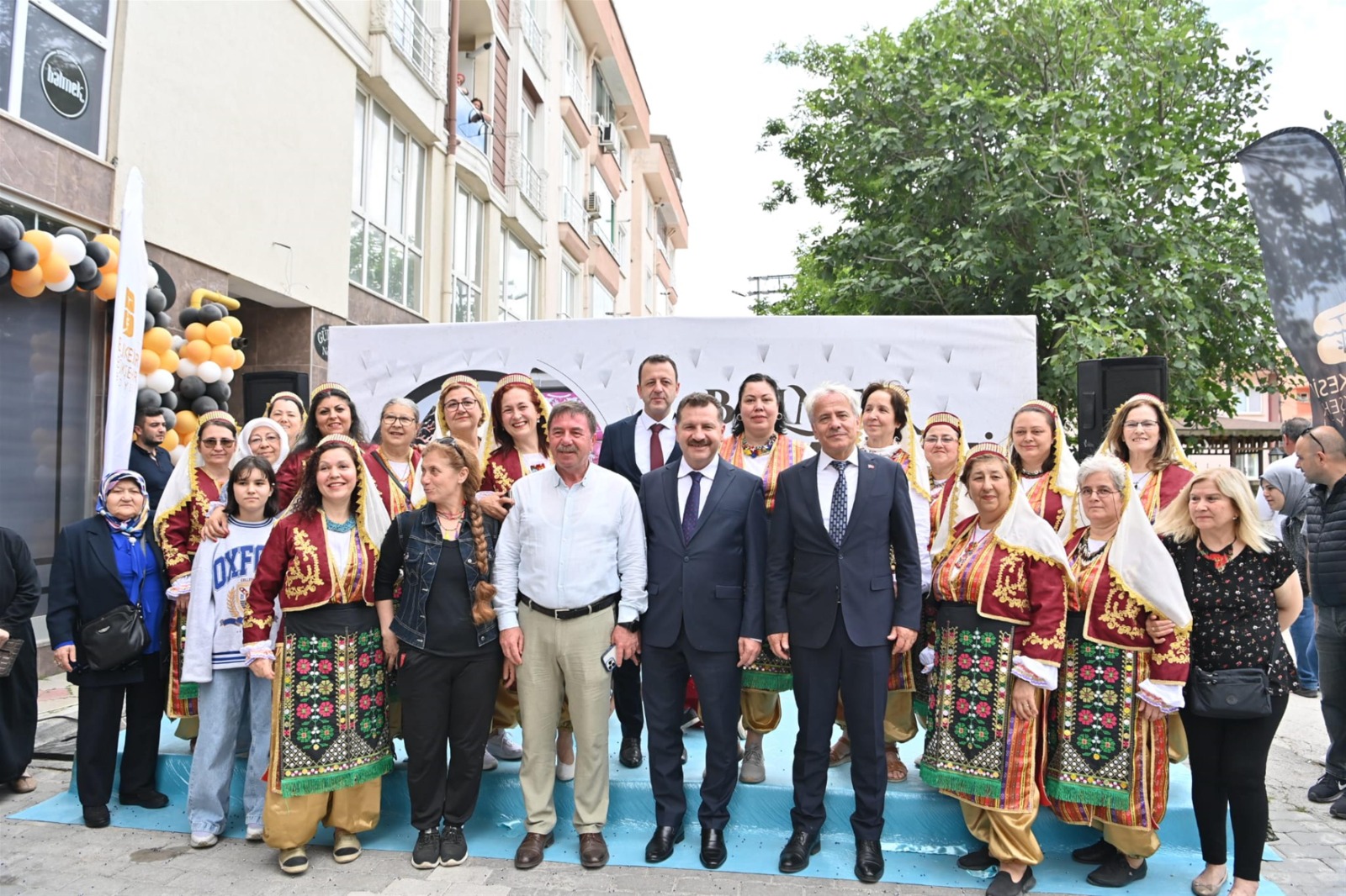 Hobilerin mesleğe dönüştüğü merkez BALMEK