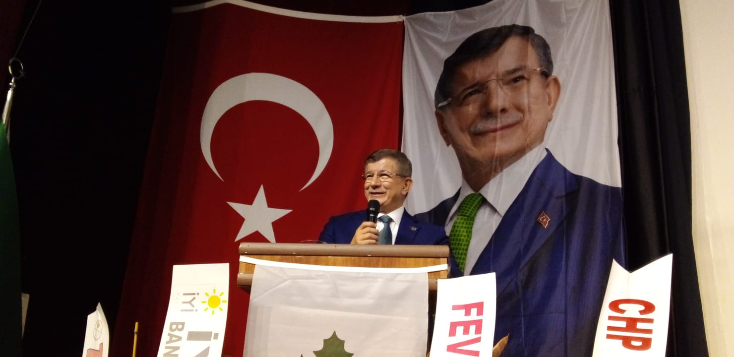 Ahmet Davutoğlu Bandırma’da